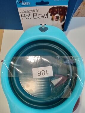 *NEW* Set of 2 Pet Bowls - Slow Feeder and Collapsible 0186